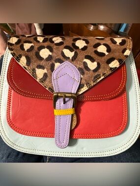 Colorful Animal Print Colorblock Shoulder Bag with Buckle Accent for Women